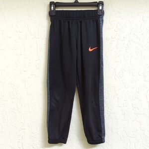 Nike Boys Black Therma-Fit Woven Joggers Sweatpants with Orange Swoosh Size 6-7